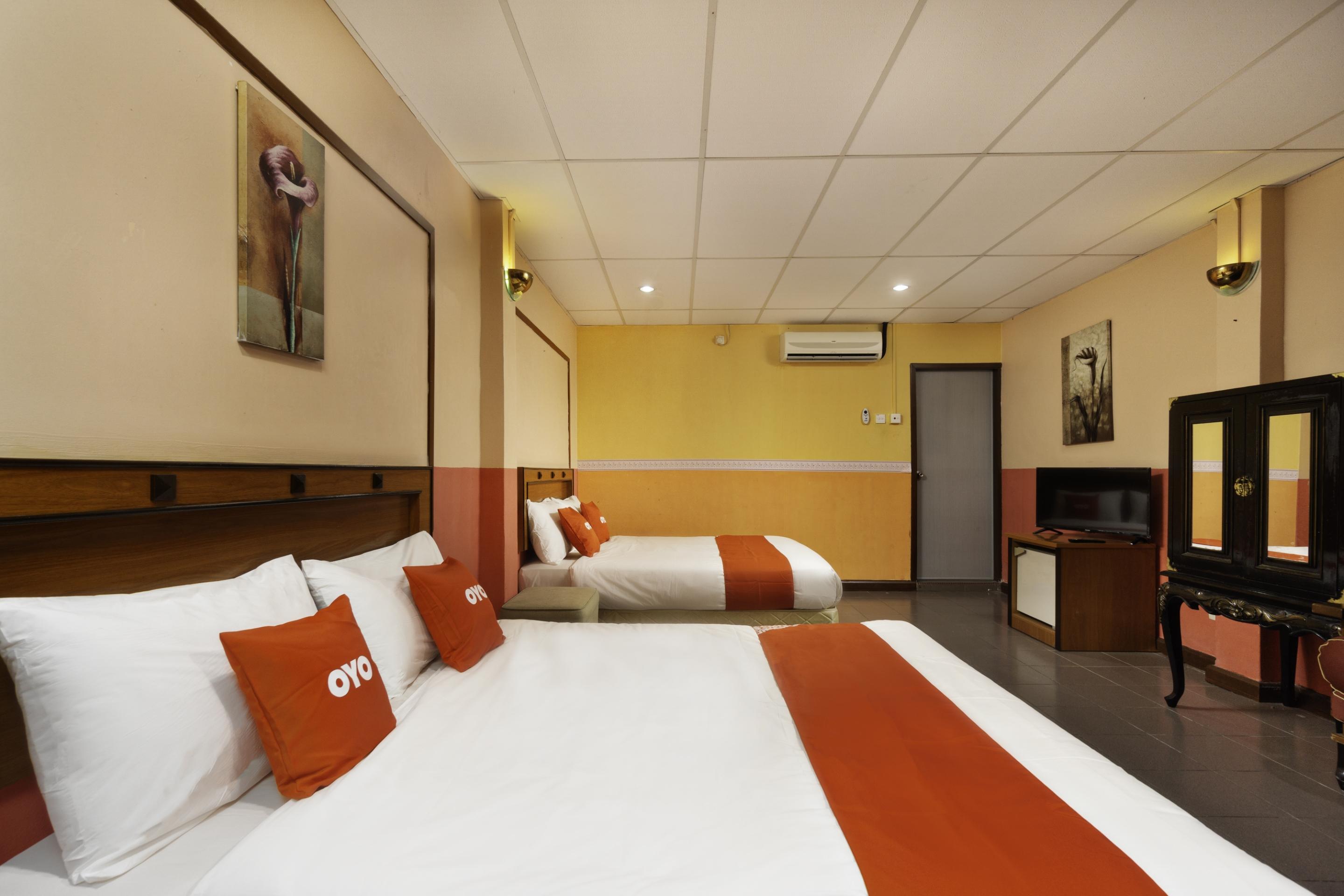 OYO 44101 Hotel DJ Palace Lumut Exterior foto