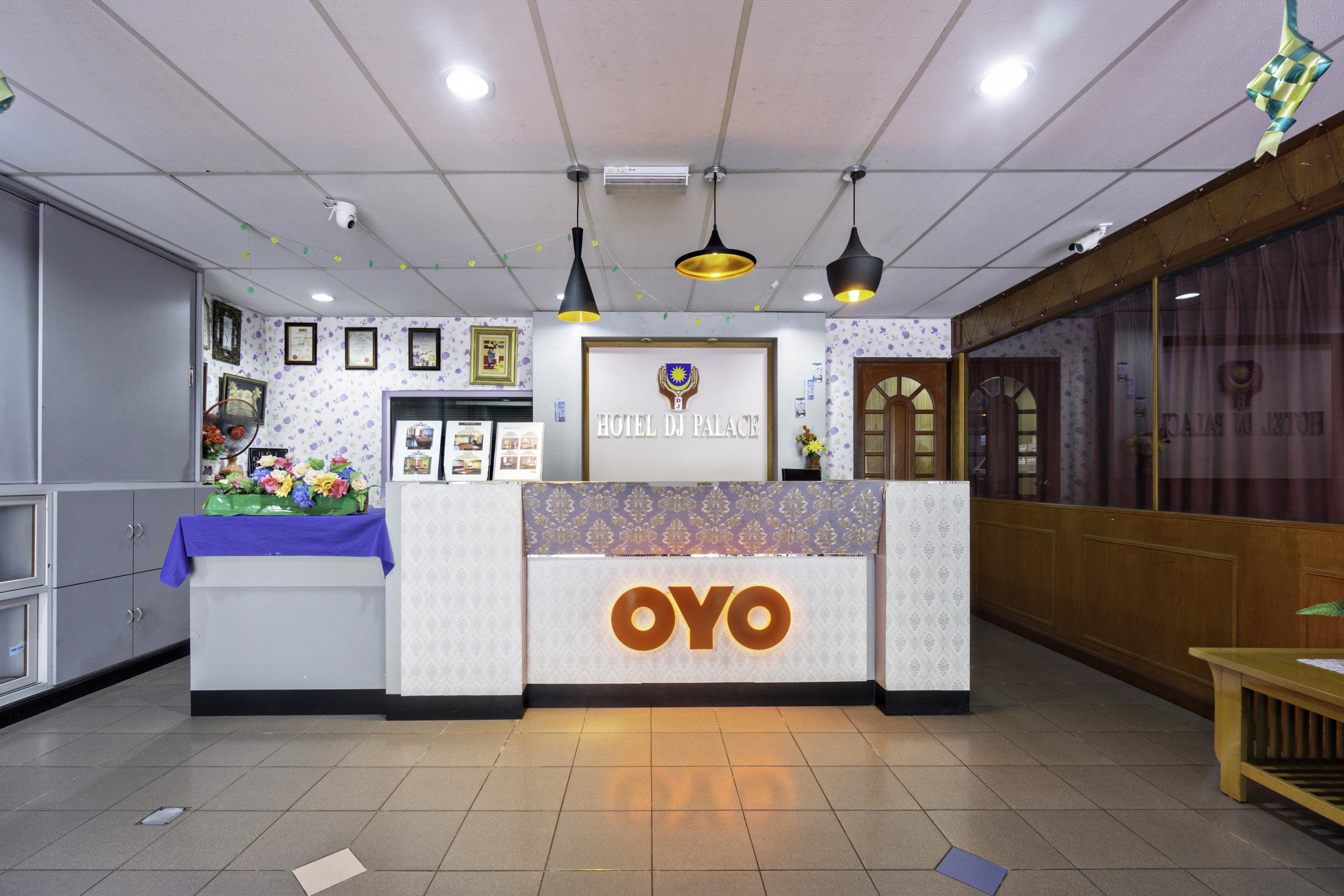 OYO 44101 Hotel DJ Palace Lumut Exterior foto