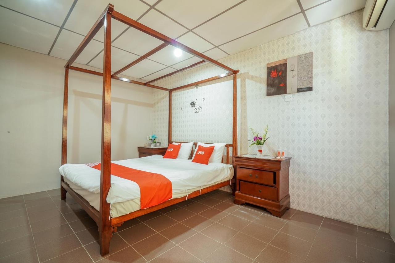 OYO 44101 Hotel DJ Palace Lumut Exterior foto